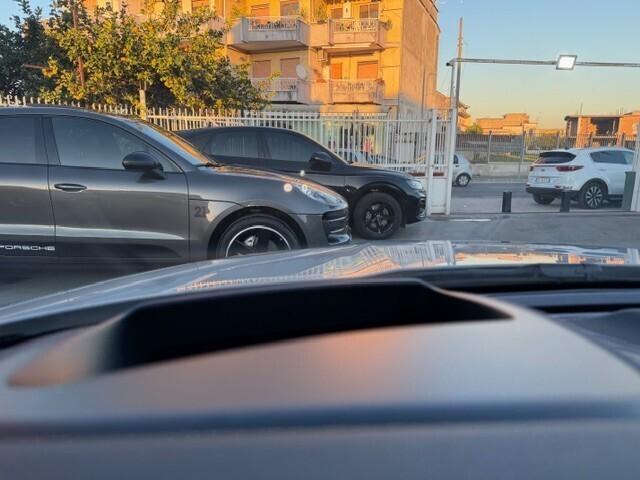 Jaguar E-Pace 2.0D 180 CV AWD aut. R-Dynamic S