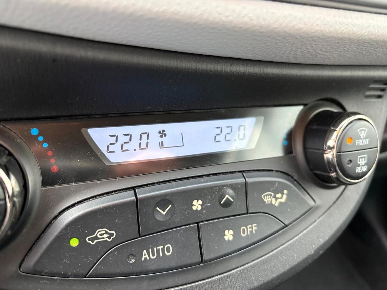 Toyota Yaris LOUNGE 1.5 Hybrid 5 porte