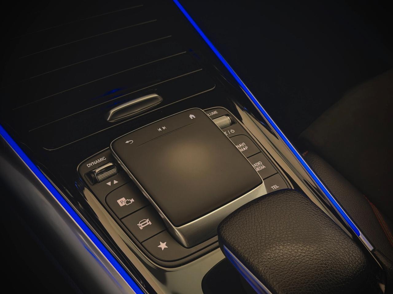 Mercedes-Benz GLA 250 4Matic AMG Premium - NIGHT EDITION - UNICO PROP