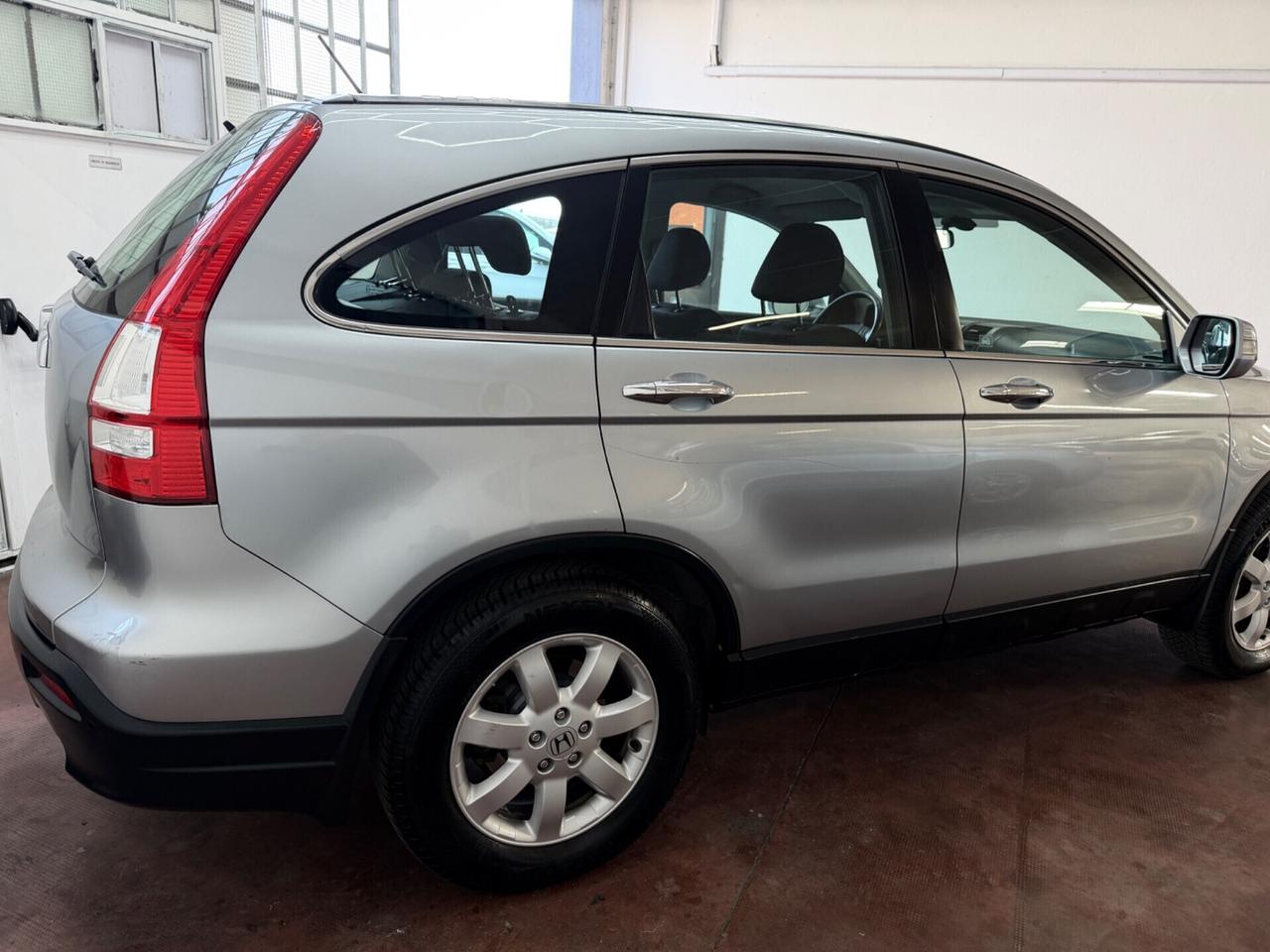 Honda CR-V 2.0 i-VTEC 16V aut. Exclusive