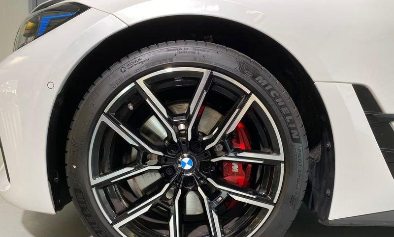 BMW Serie 4 420i M SPORT PRO 19" Camera LED Pelle Harman Kardon