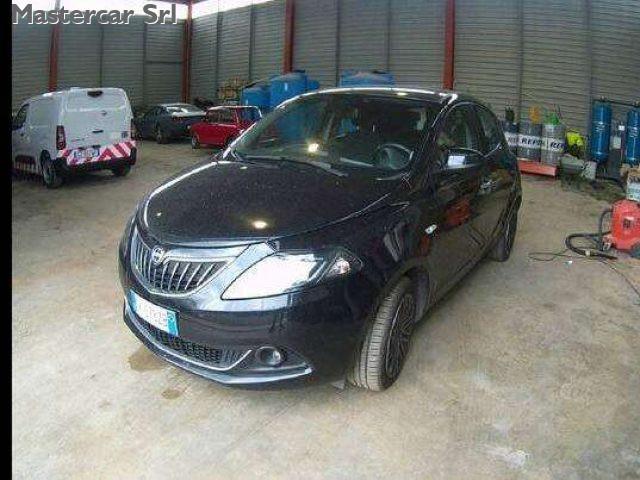 LANCIA Ypsilon 5p. Neopatentati 1.0 hybrid Gold tg: GK578ZB