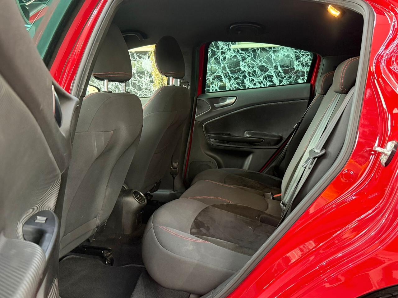 Alfa Romeo Giulietta 1.6 JTDm-2 105 CV Sprint