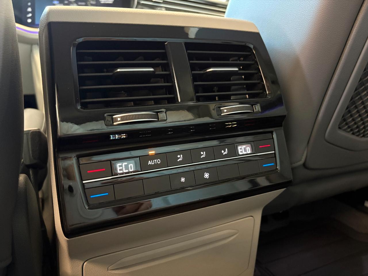 Volkswagen Touareg 3.0 V6 TDI SCR Elegance