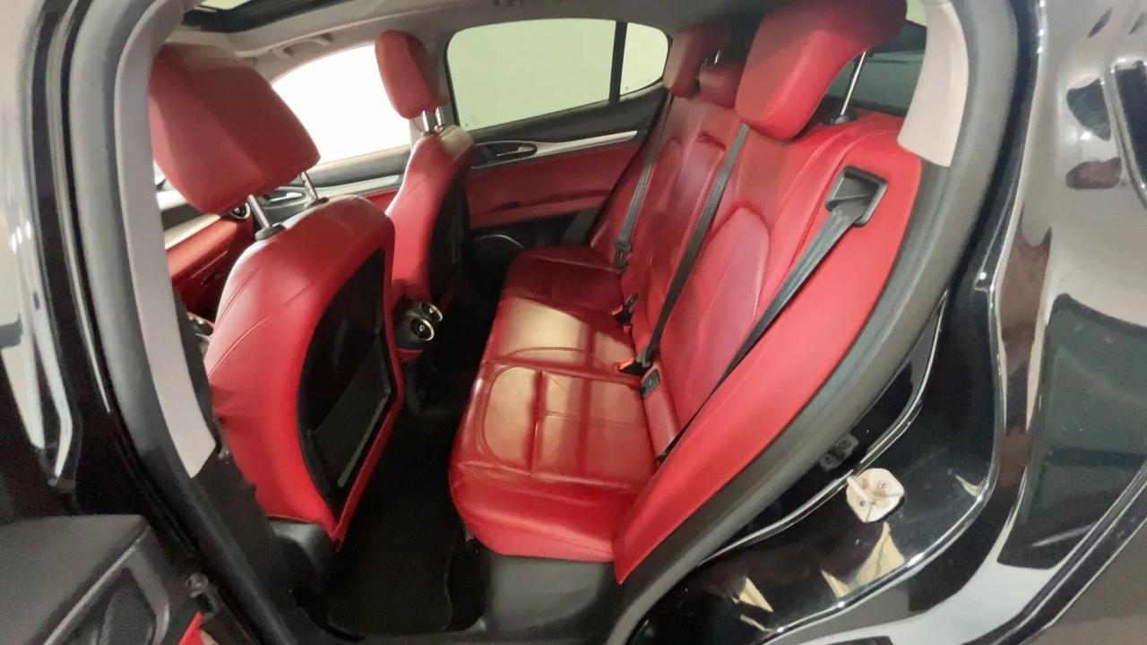 Alfa Romeo Stelvio 2.2 Turbodiesel 210 CV AT8 Q4 Executive
