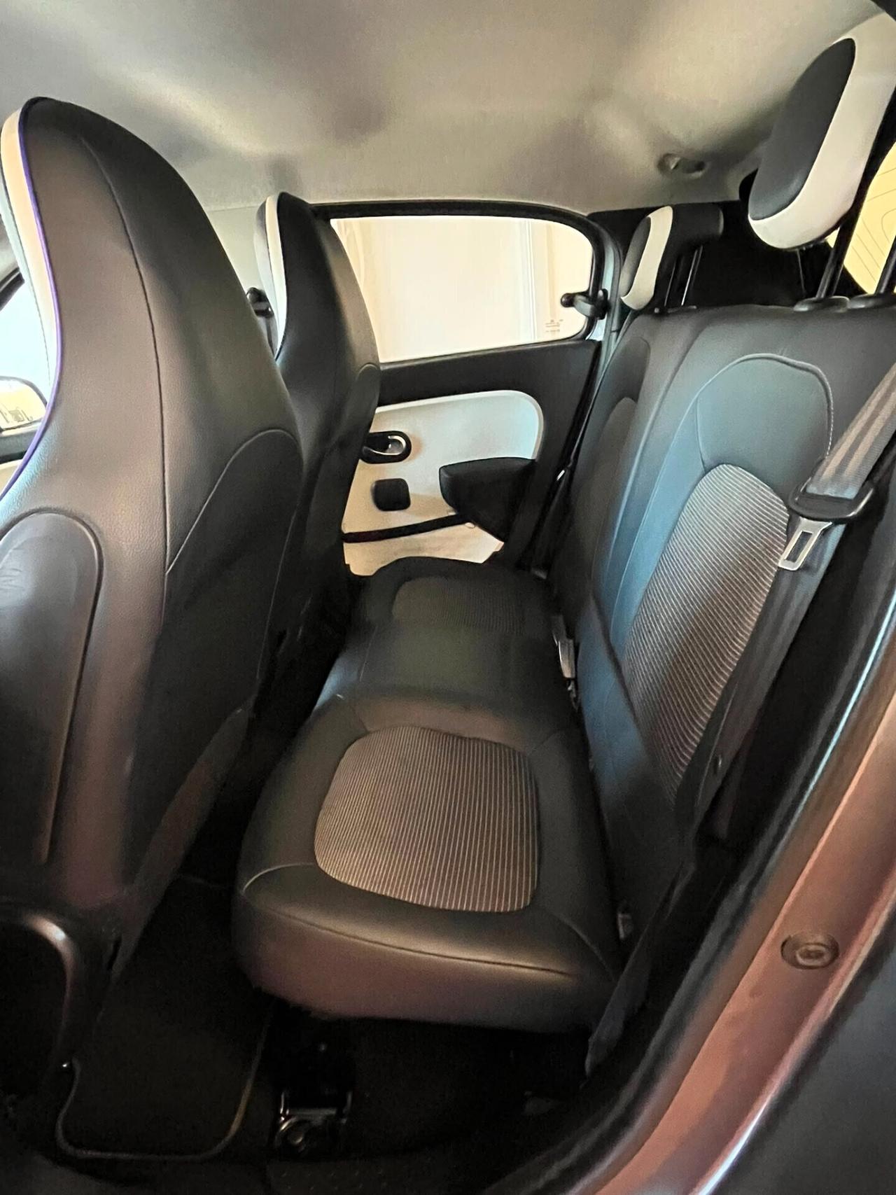 Renault Twingo 900 turbo 90 CV Automatica COSMIC