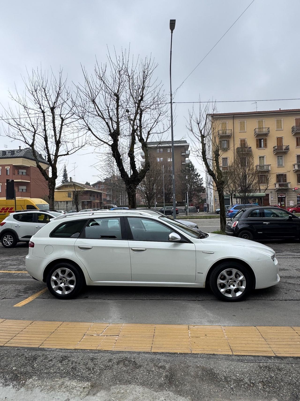 Alfa Romeo 159 2.0 JTDm 136 cv Sportwagon