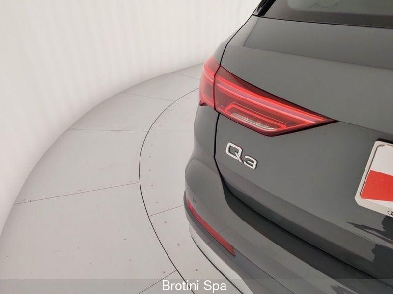 Audi Q3 Q3 35 TDI S tronic Business Advanced