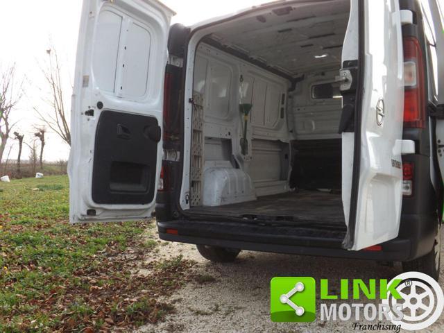OPEL Vivaro 1.6 BiTurbo con polizza di garanzia meccanica