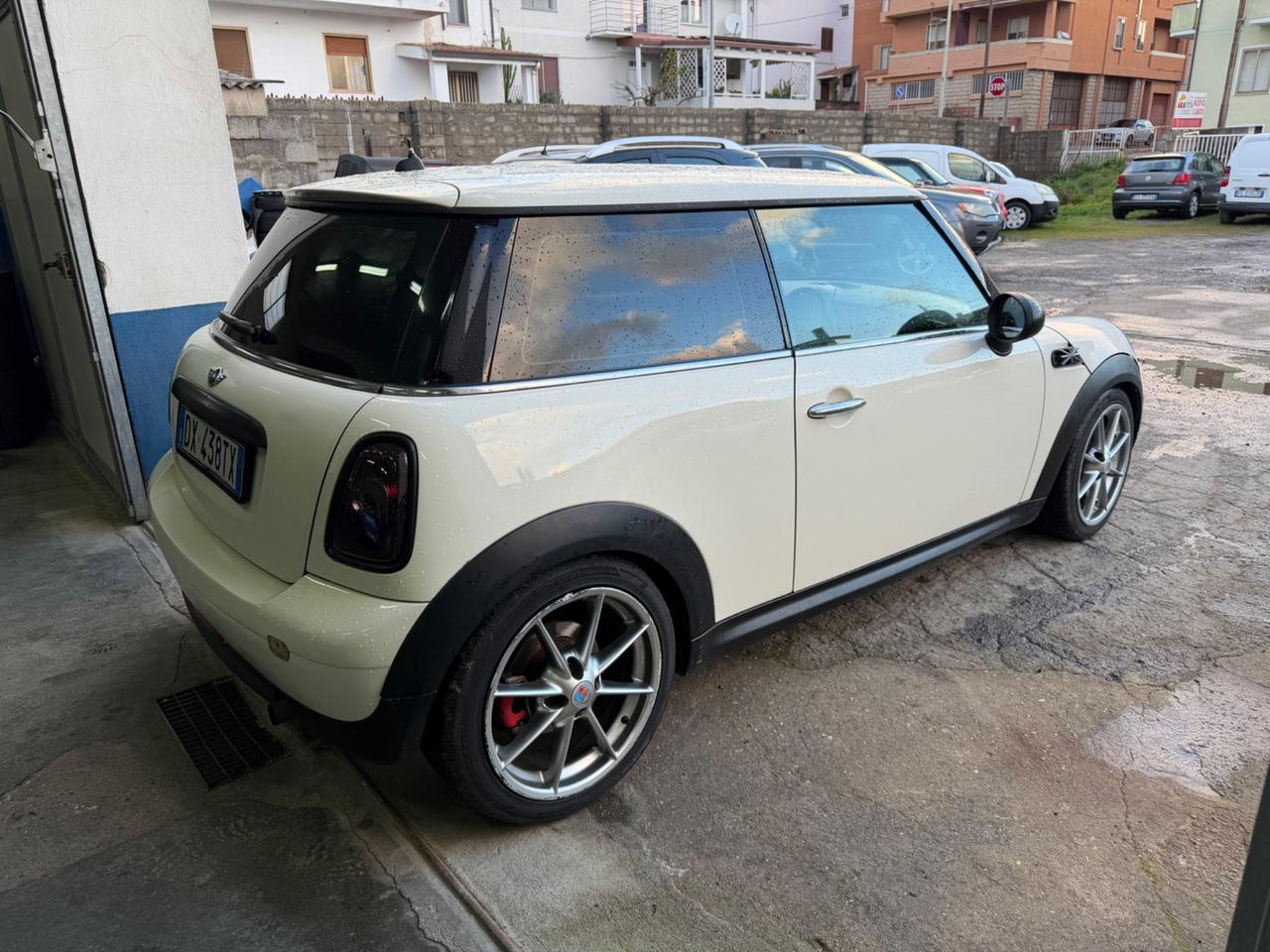Mini 1.4 16V 75 cv km 157 mila ok neopatentati