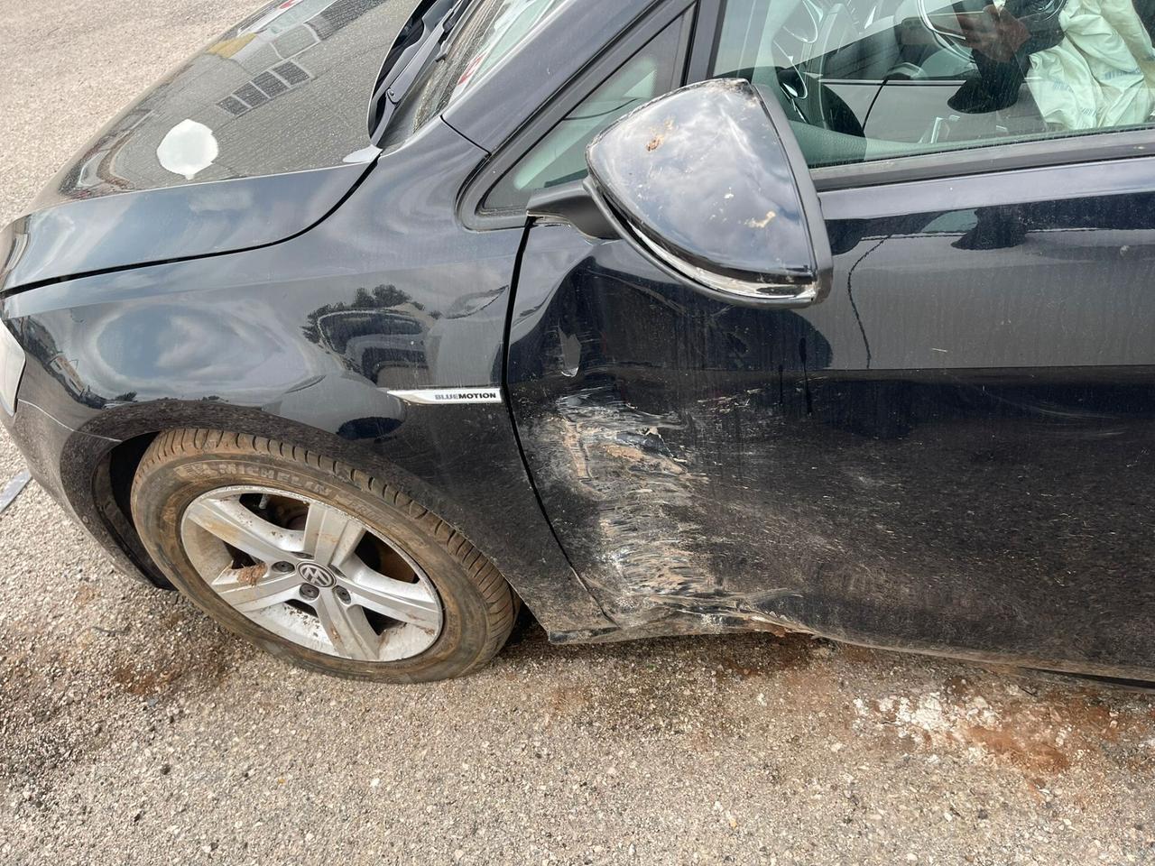 Volkswagen Golf 1.4 TGI SINISTRATA