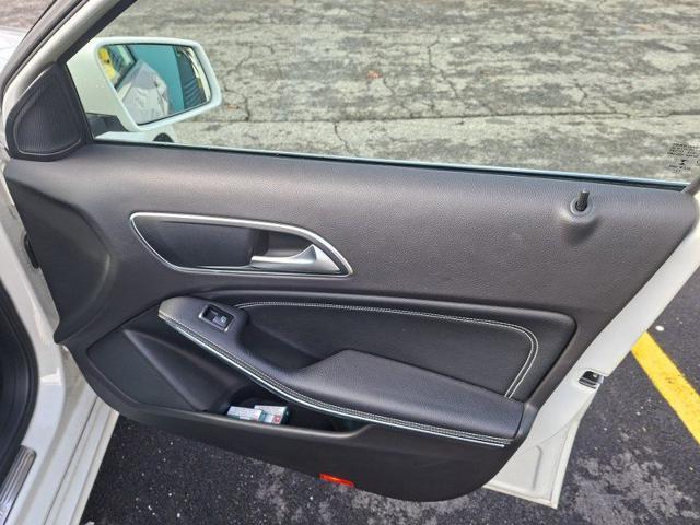 MERCEDES-BENZ A 180 Sport