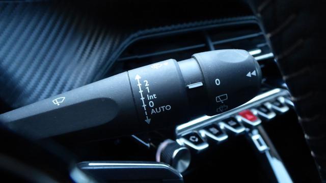 PEUGEOT 2008 PureTech 100 S&S Active GPL