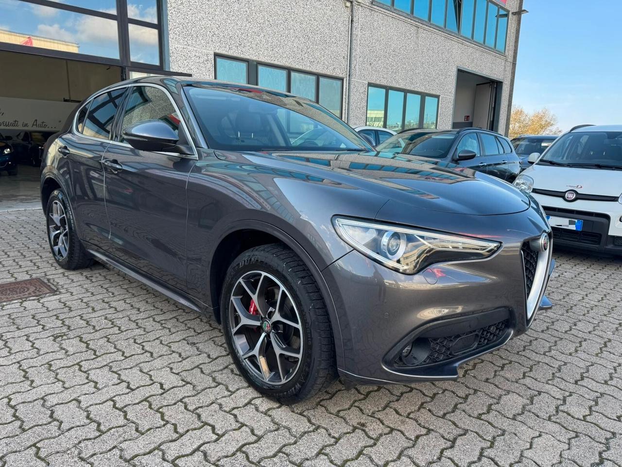 Alfa Romeo Stelvio 2.2 Turbodiesel 190 CV AT8 RWD Executive