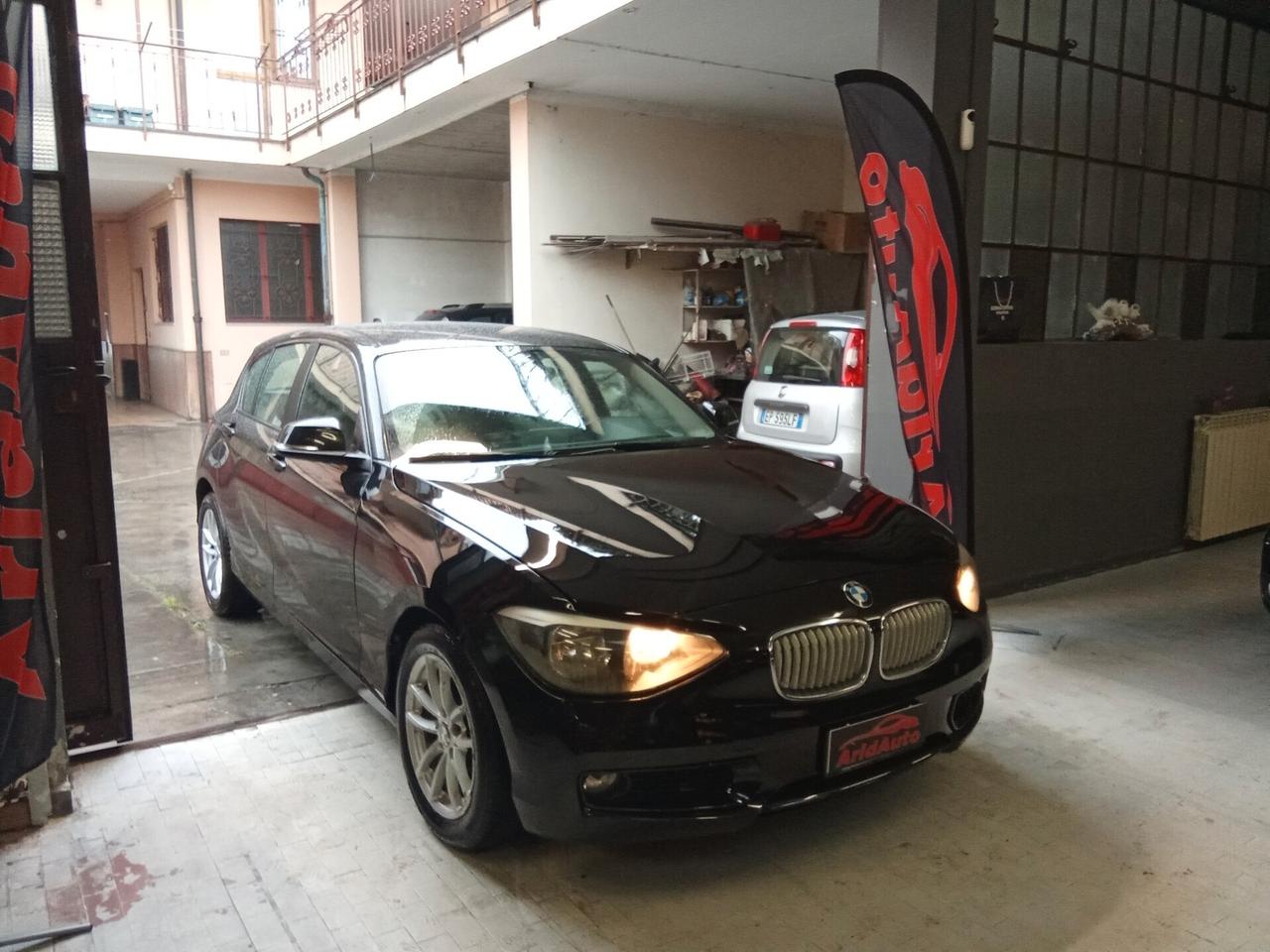 Bmw 118 118d 5p. Sport