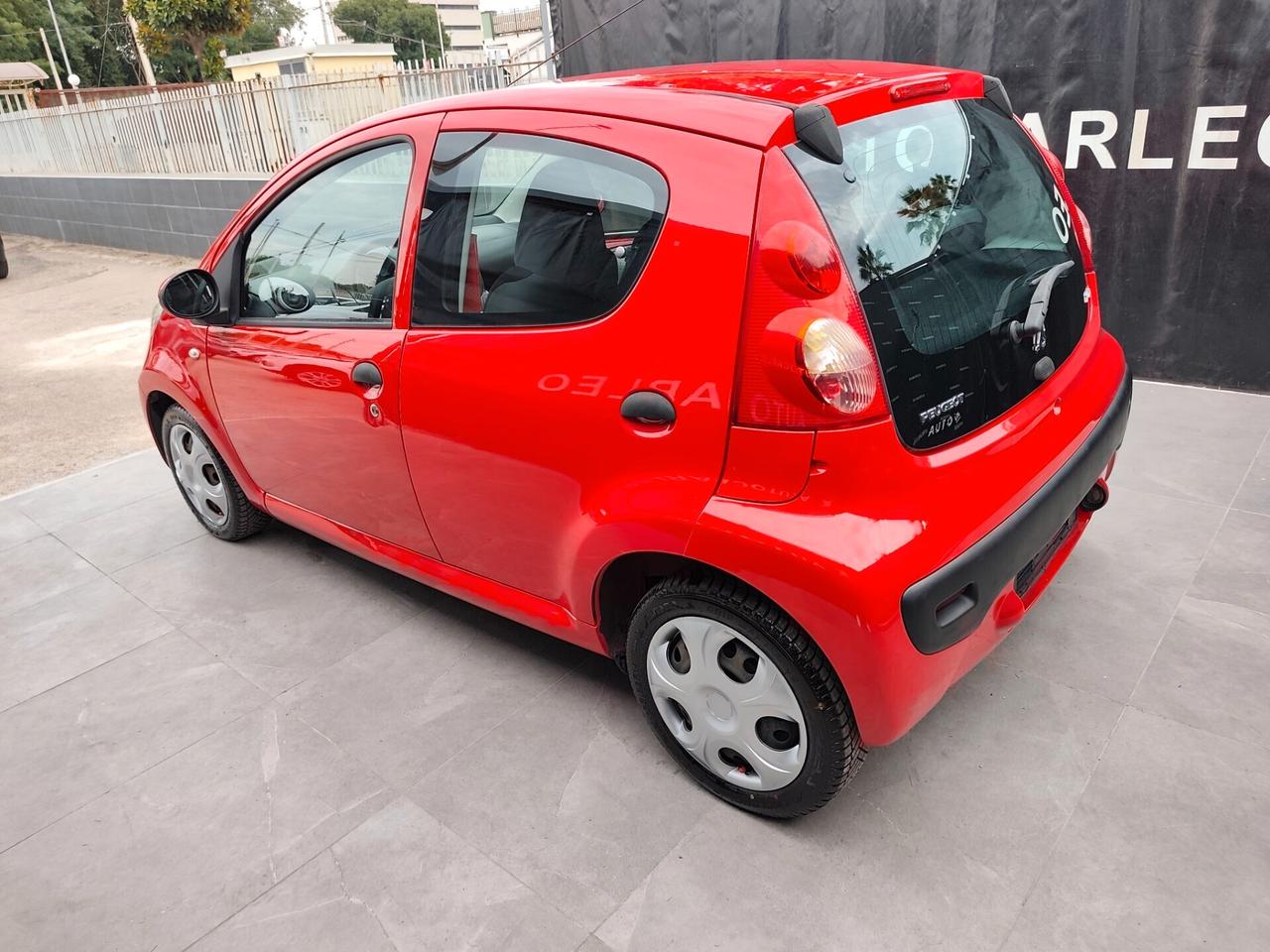 Peugeot 107 1.0 BENZINA Desir