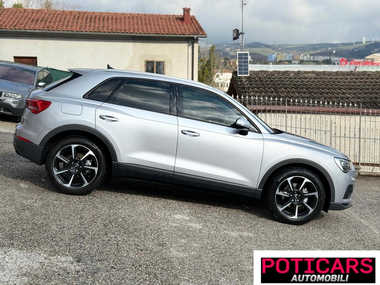 Audi Q3 35 TDI S tronic Business Advanced