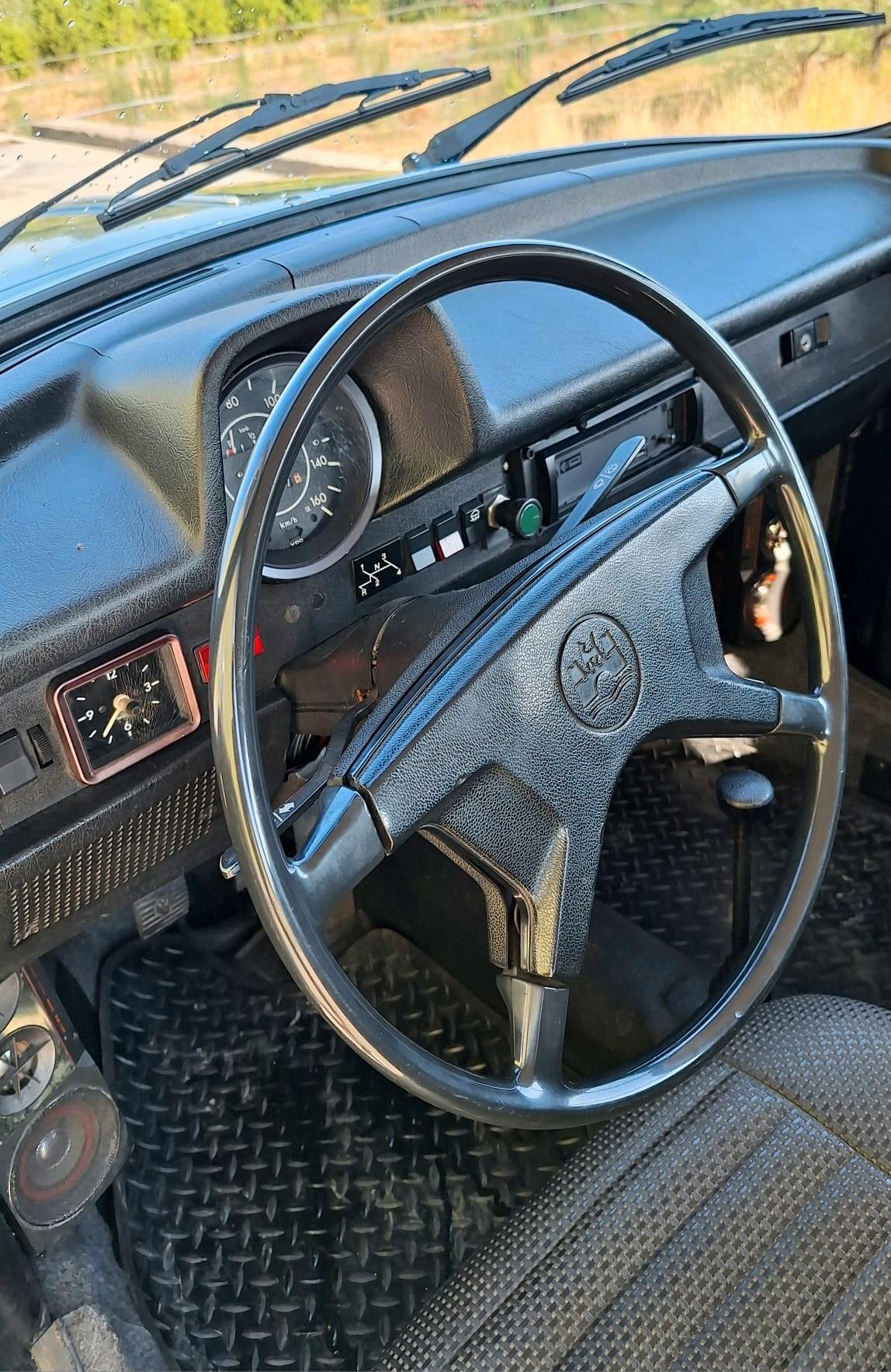 Volkswagen Maggiolino Cabrio - Targa Nera - Libretto a Pagine