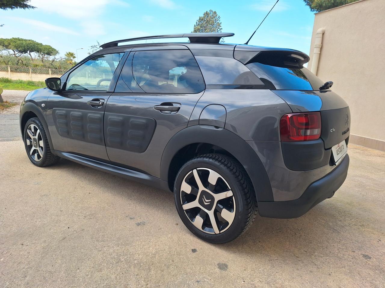Citroen C4 Cactus 1.6 HDi 100 Shine NAVI 2017