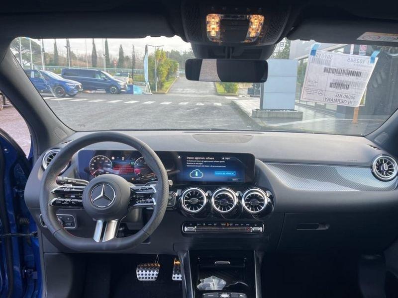 Mercedes-Benz GLA 200 Automatic AMG Line PREMIUM
