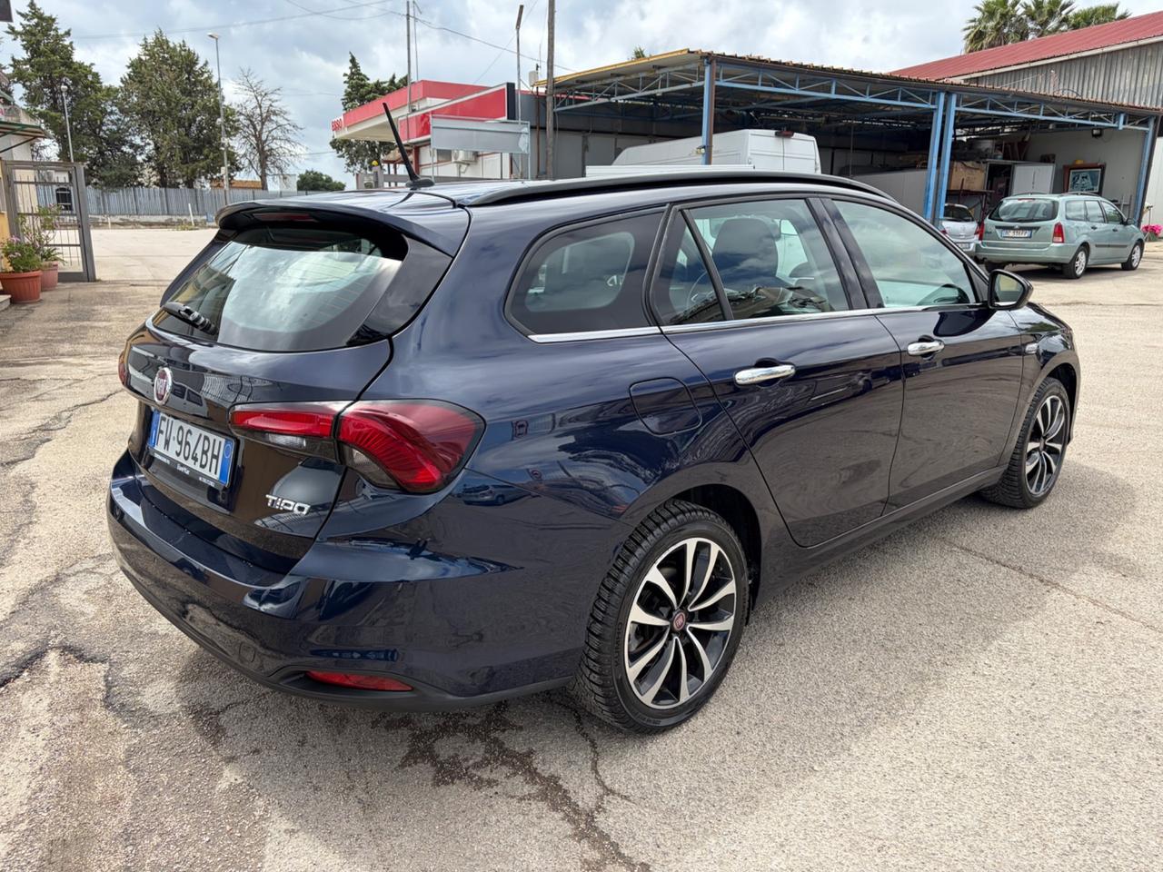 Fiat Tipo 1.6 Mjt S&S SW Lounge