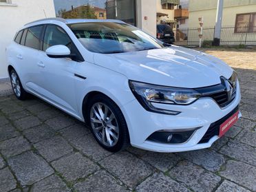 Renault Megane Mégane Sporter Blue dCi 115 CV EDC Duel2