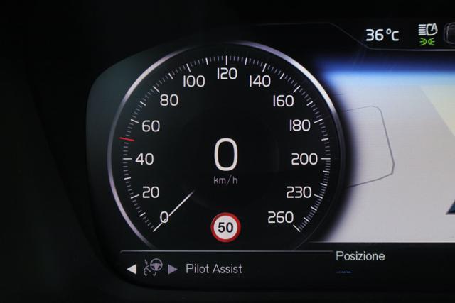 VOLVO XC40 T4 Recharge Plug-in Hybrid Inscription Expression