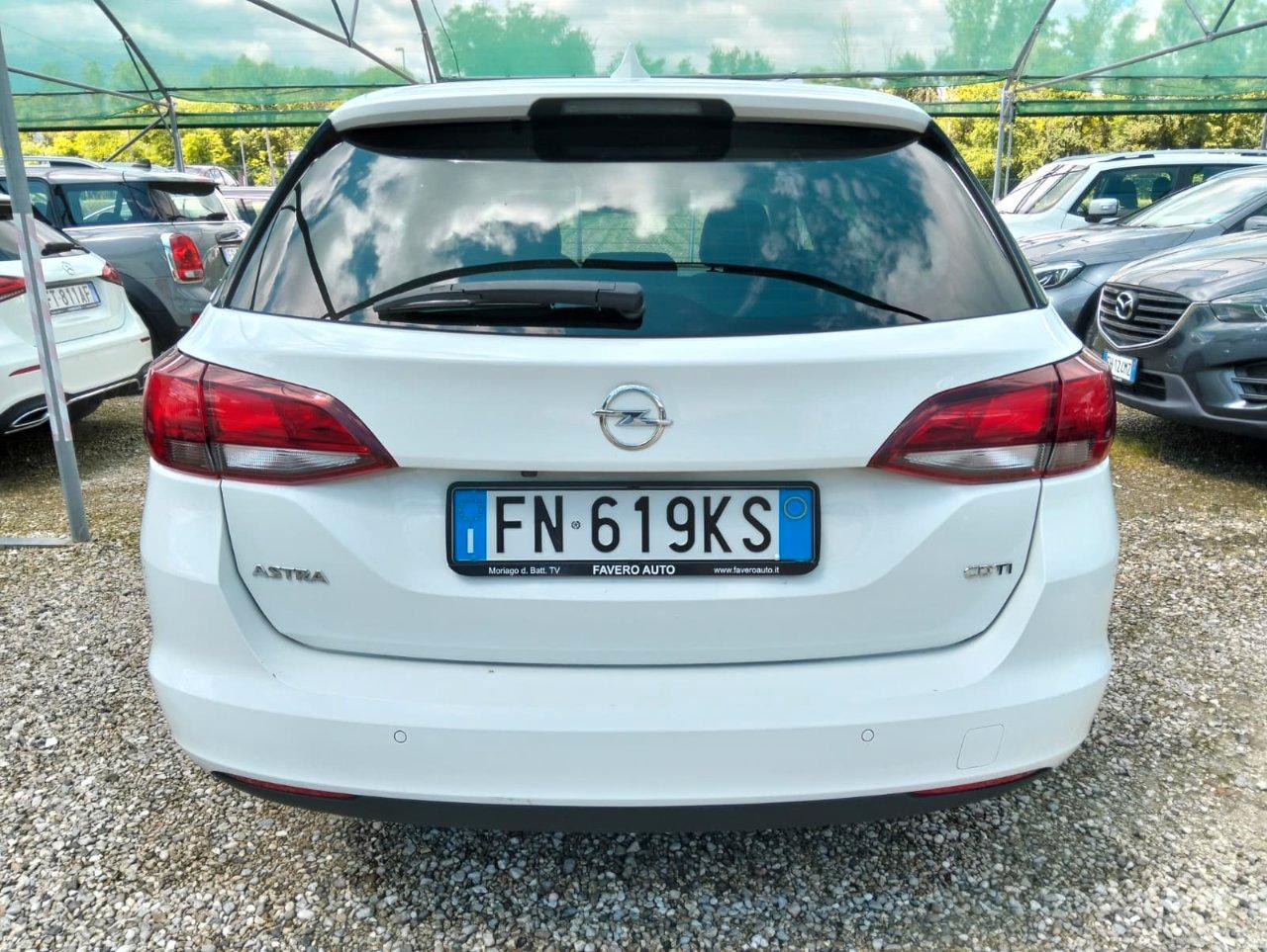 Opel Astra Sports Tourer 1.6 cdti Innovation s&s 110cv