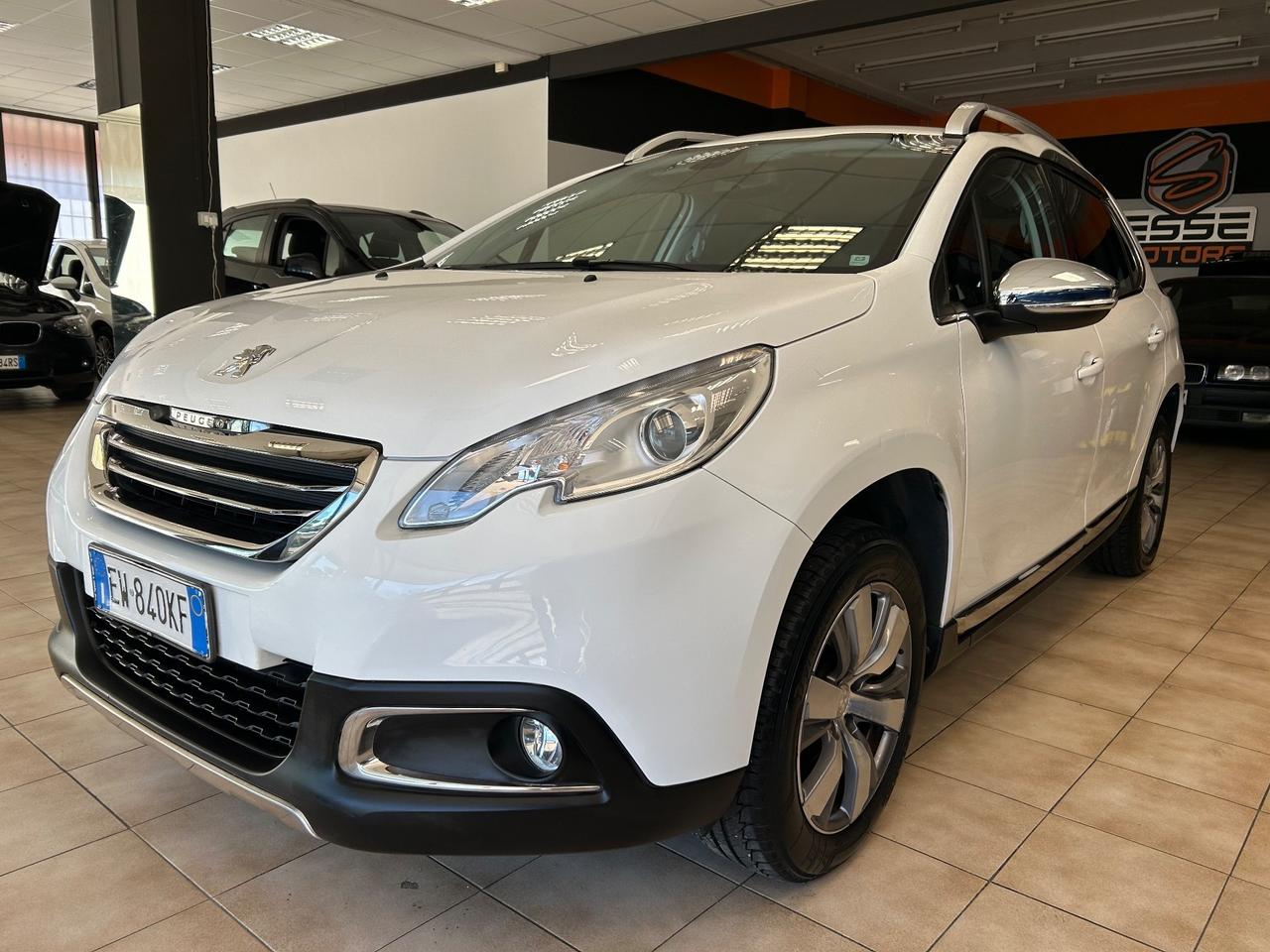 Peugeot 2008 - 2014 1.2 PureTech 1.2 82cv 87.000KM
