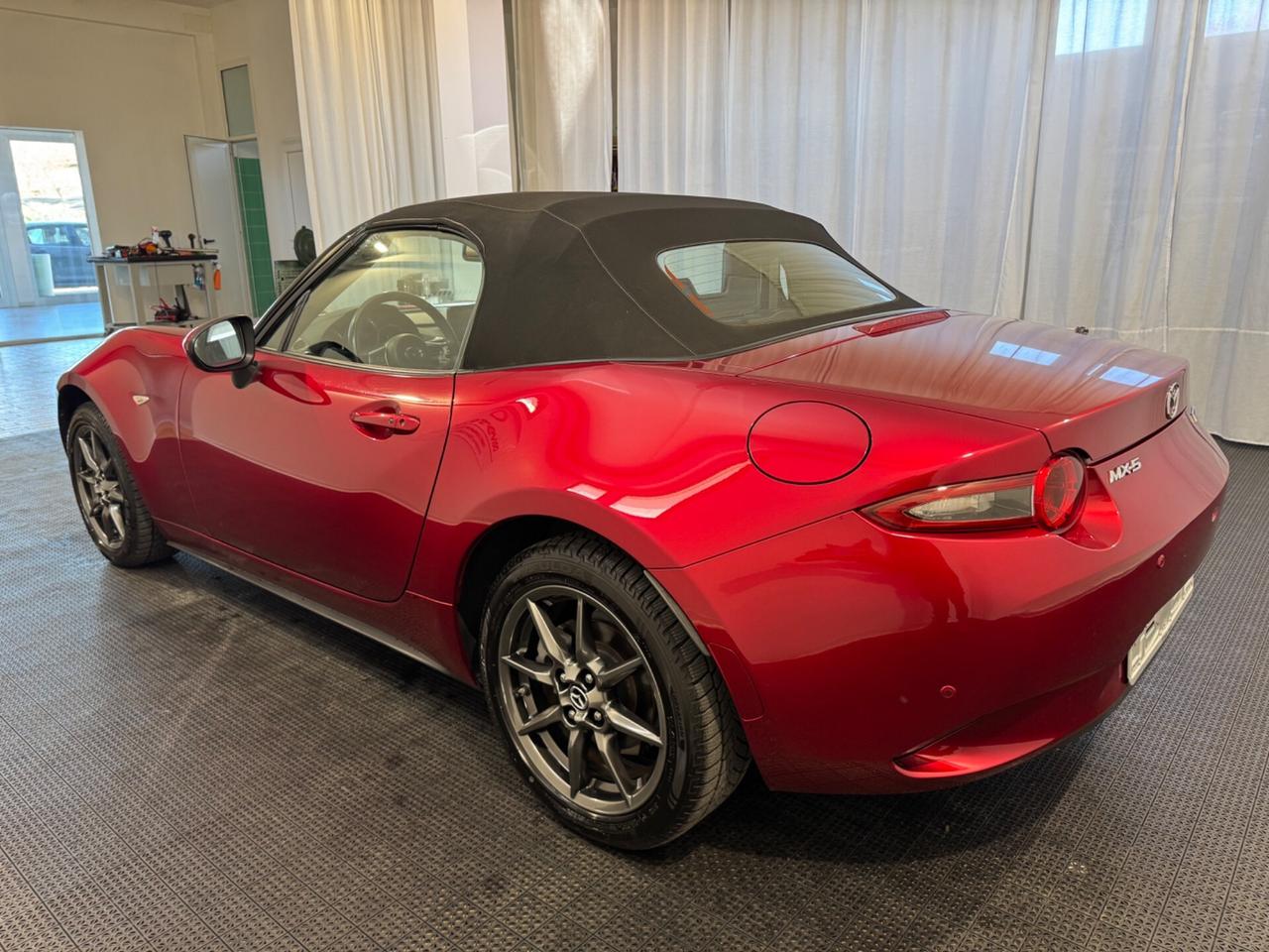 Mazda MX-5 1.5L Skyactiv-G Exceed