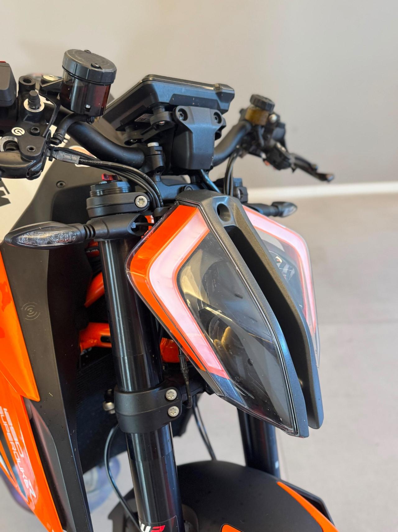KTM SUPERDUKE 1290 R SCARICO AKRAPOVIC