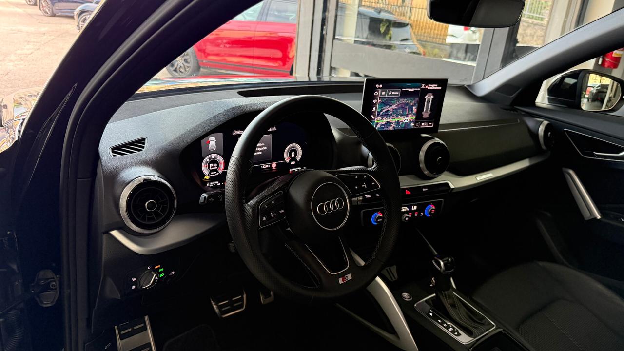 Audi Q2 35 TDI S tronic Identity Black TETTO