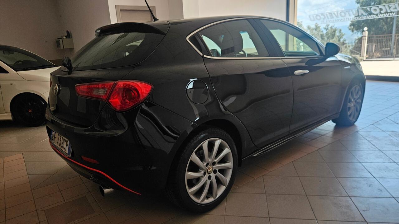Alfa Romeo Giulietta 2.0 JTDm-2 140 CV Distinctive