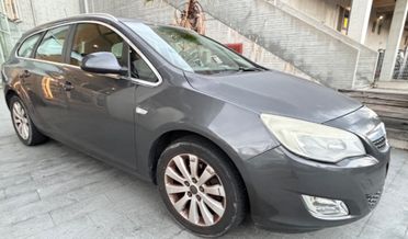 Opel Astra 1.7 CDTI 125CV Sports Tourer Cosmo