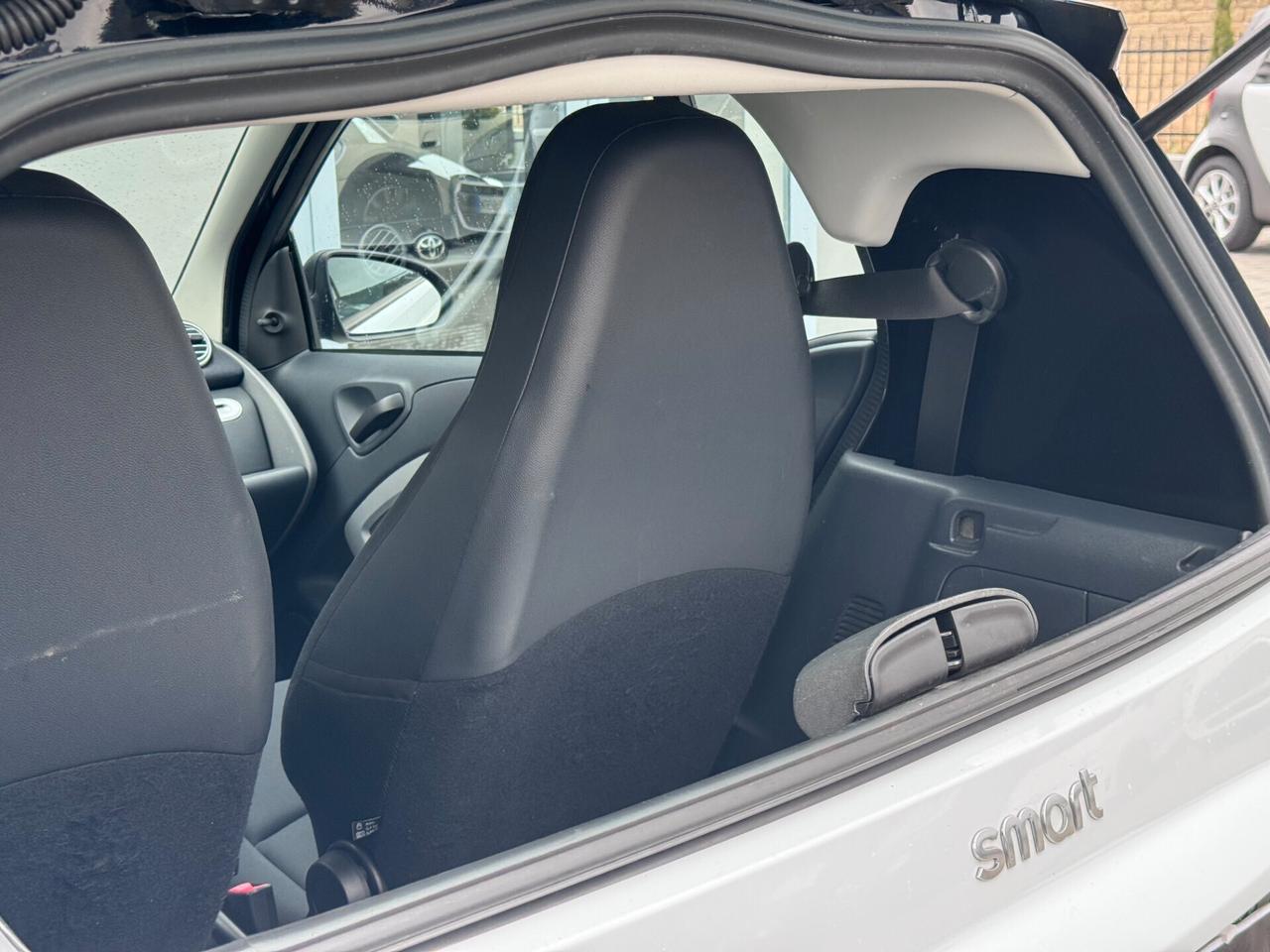 Smart ForTwo 1000 45 kW MHD coupé pure*TAGLIANDI CERTIFICATI*