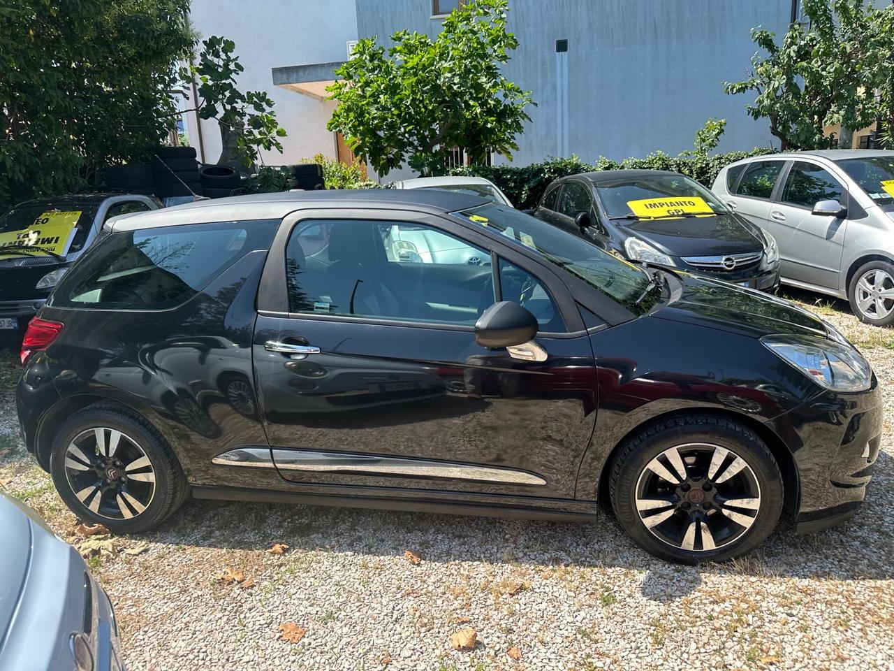 Ds DS3 DS 3 1.4 VTi 95 Just Black GPL