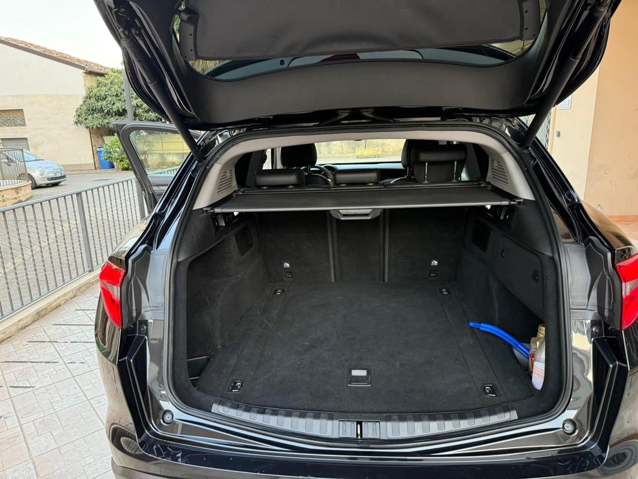 Alfa Romeo Stelvio 2.2 Turbodiesel 210 CV AT8 Q4 Super