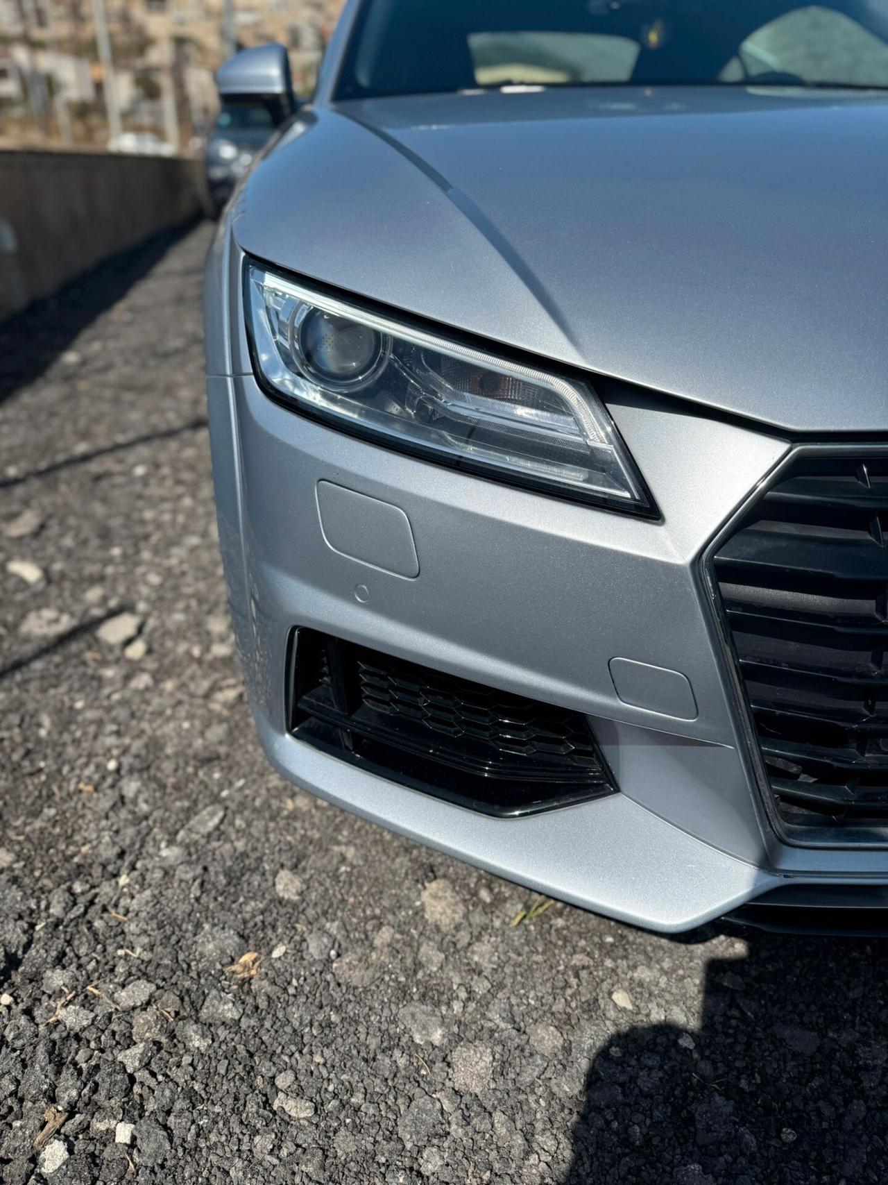 Audi TT Coupé 2.0 TDI ultra S line
