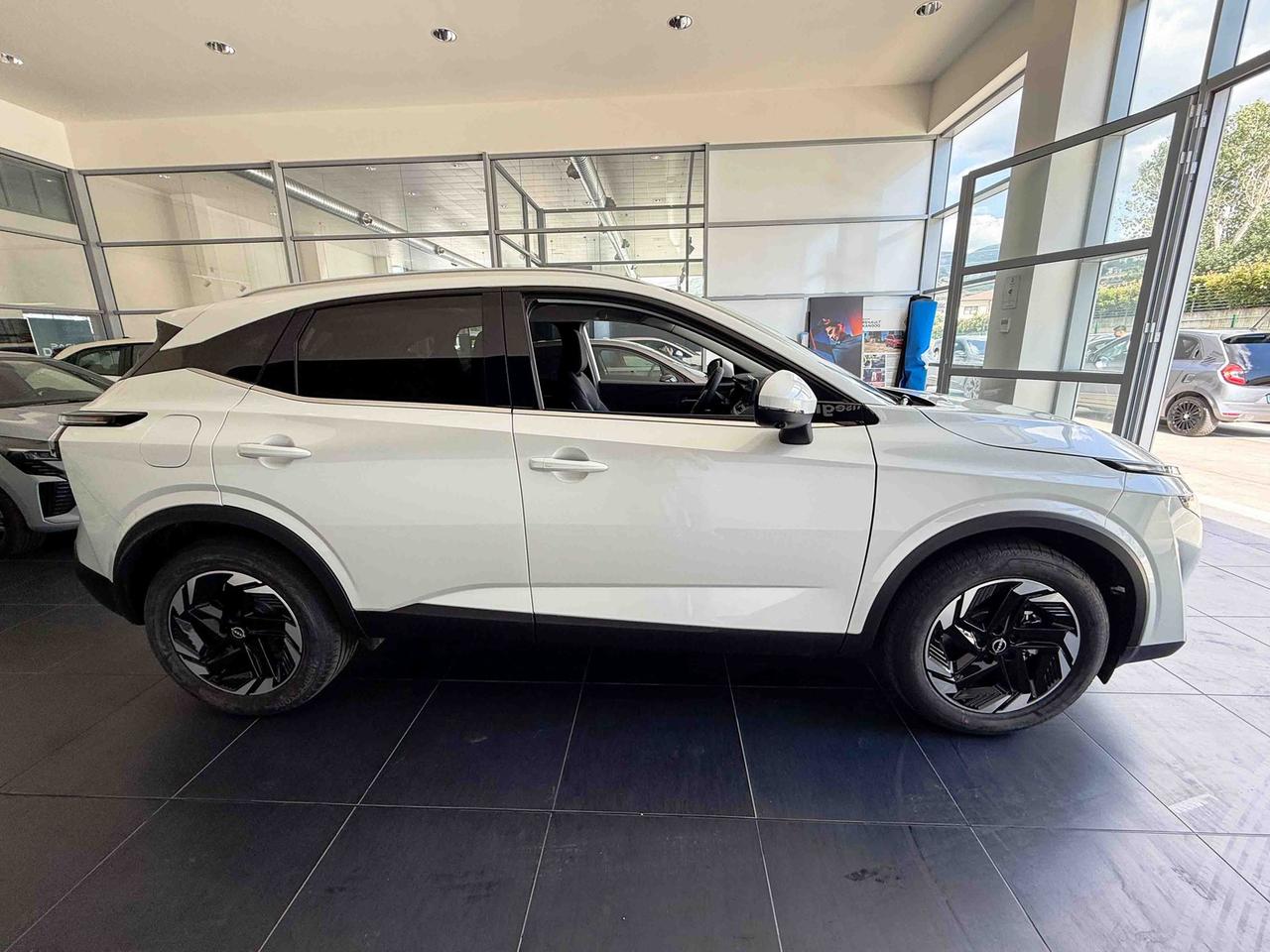 Nissan Qashqai 1.3 mhev n-connecta 2wd 140cv