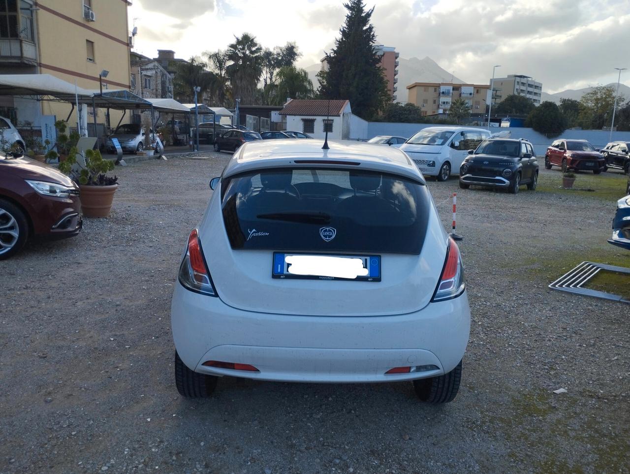 Lancia Ypsilon 1.3 MJT 16V 95 CV 5 porte S&S Gold