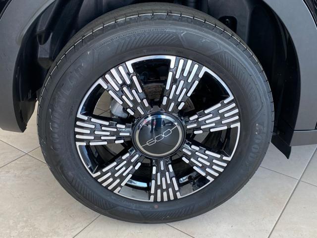 FIAT 600 Hybrid 110 CV DCT MHEV Icon