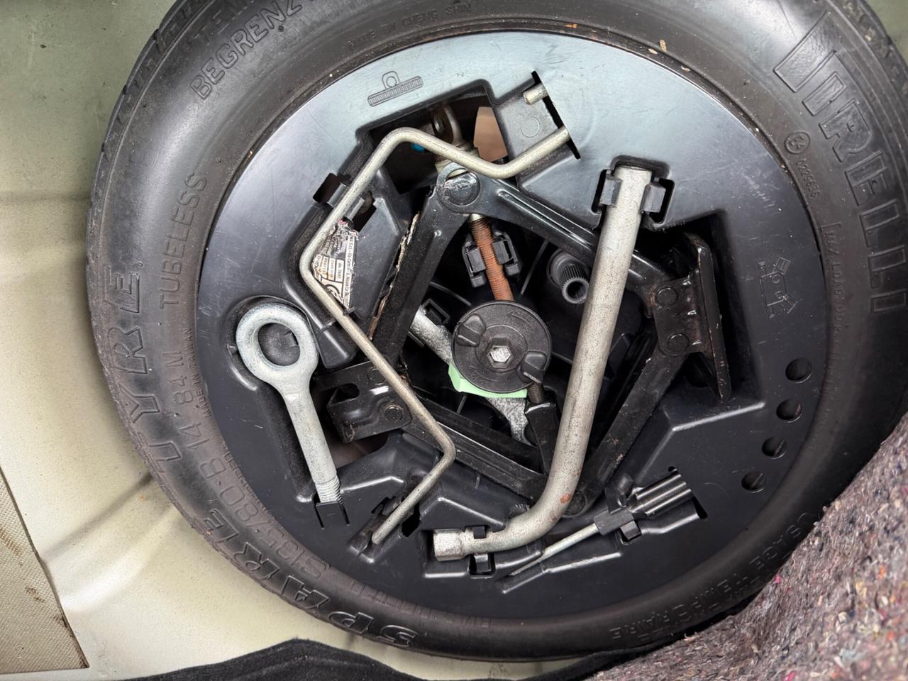 Lancia Ypsilon 1.2 benzina euro4 NEOPATENTATI