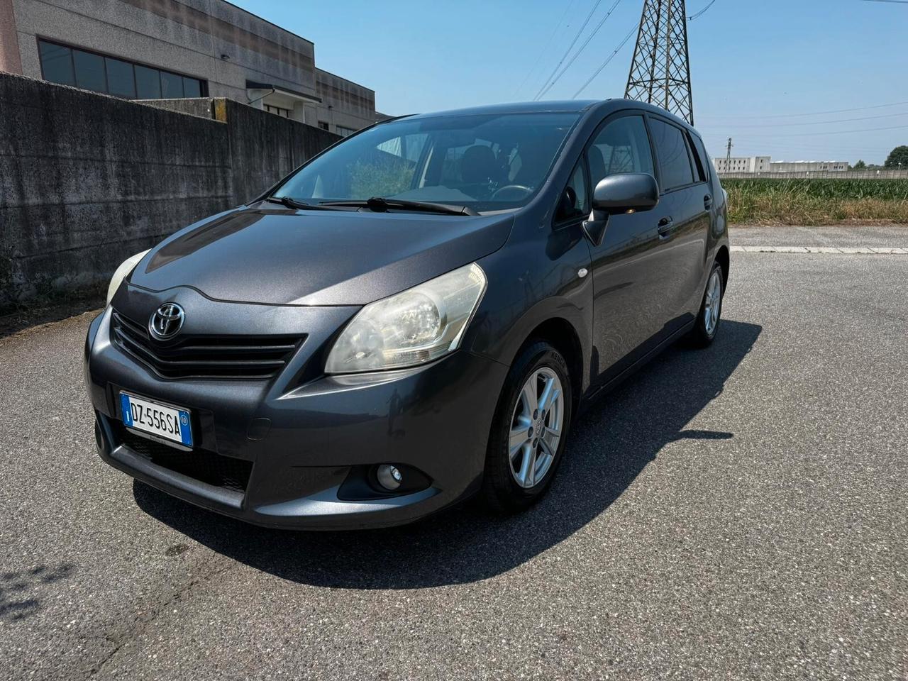 Toyota Verso 1.6 Sol Euro 4 - 2010 - 183.000 km