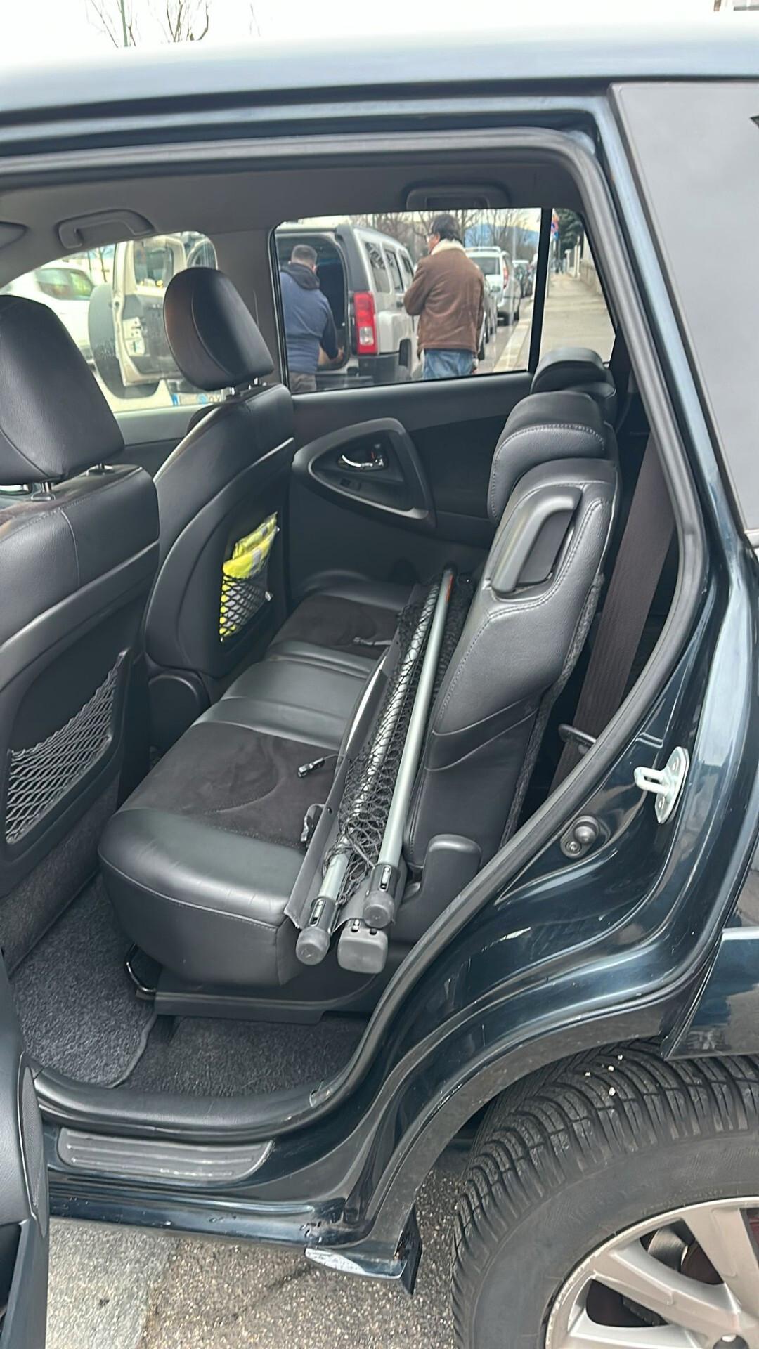 Toyota RAV 4 RAV4 Crossport 2.2 D-4D 150 CV Lounge