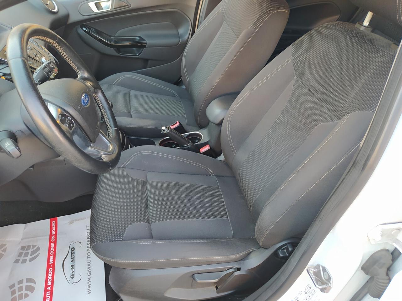 Ford Fiesta 1.4 5 porte Bz.- GPL Black & White Edition Neopatentati