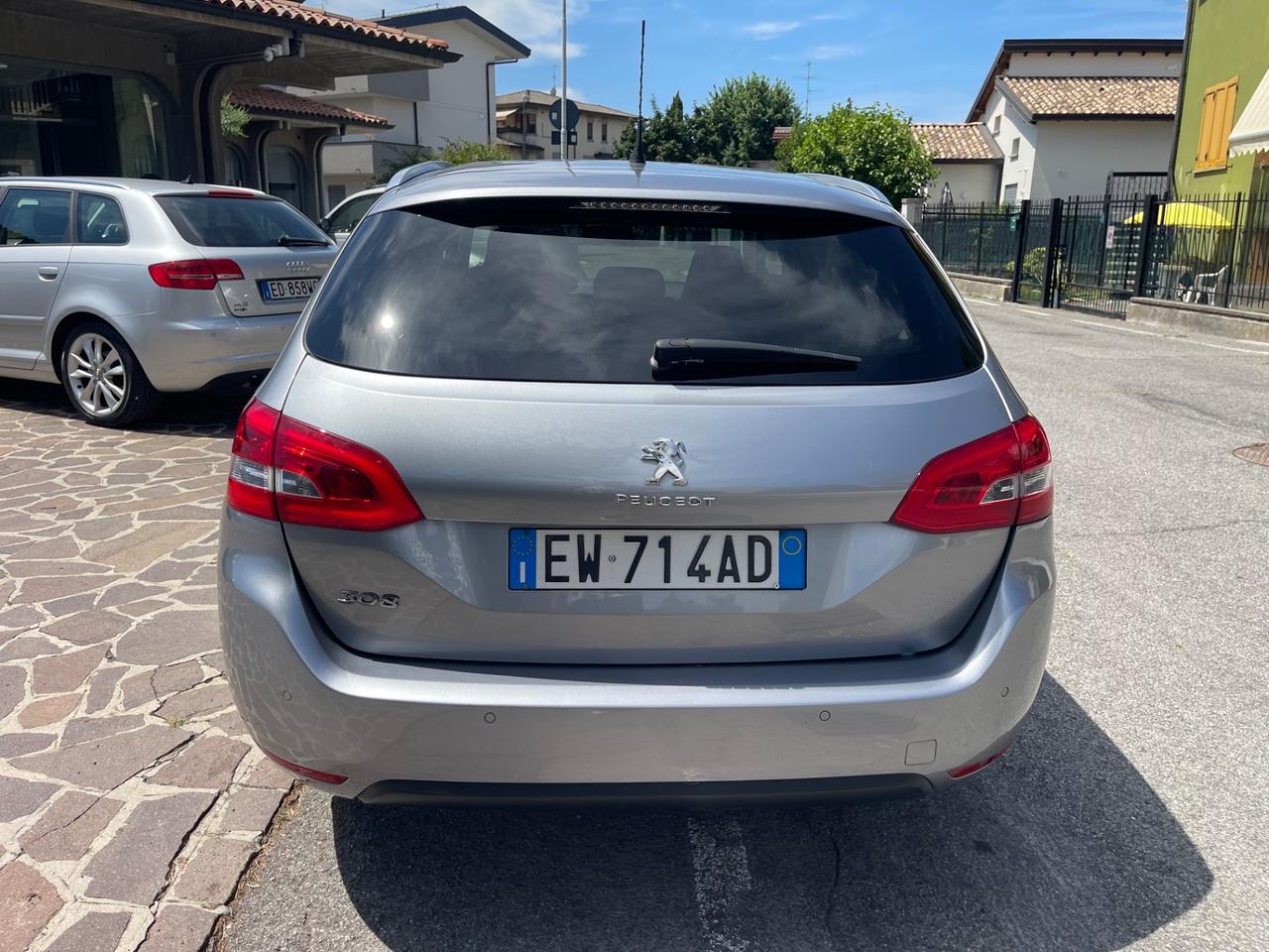 Peugeot 308 1.6 e-HDi 115 CV Stop&Start Allure