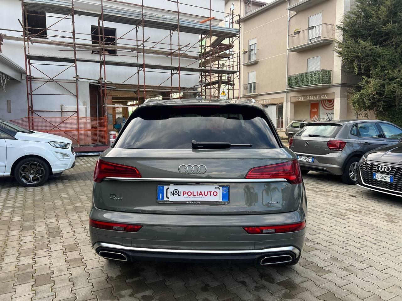 Q5 2.0 tdi mhev Identity Black quattro s-tronic