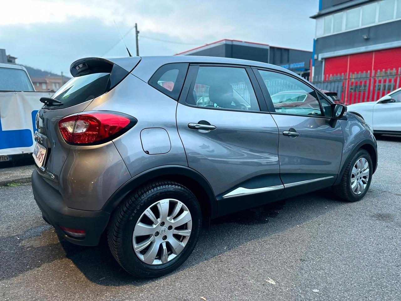 Renault Captur 0.9 TCe 12V 90 CV Start&Stop Energy R-Link NEOP