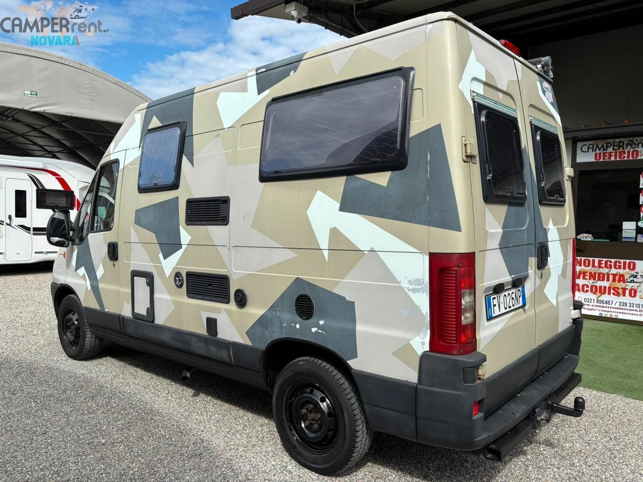 Peugeot 244 L - FURGONATO COMPATTO CON DINETTE A FERRO DI CAVALLO