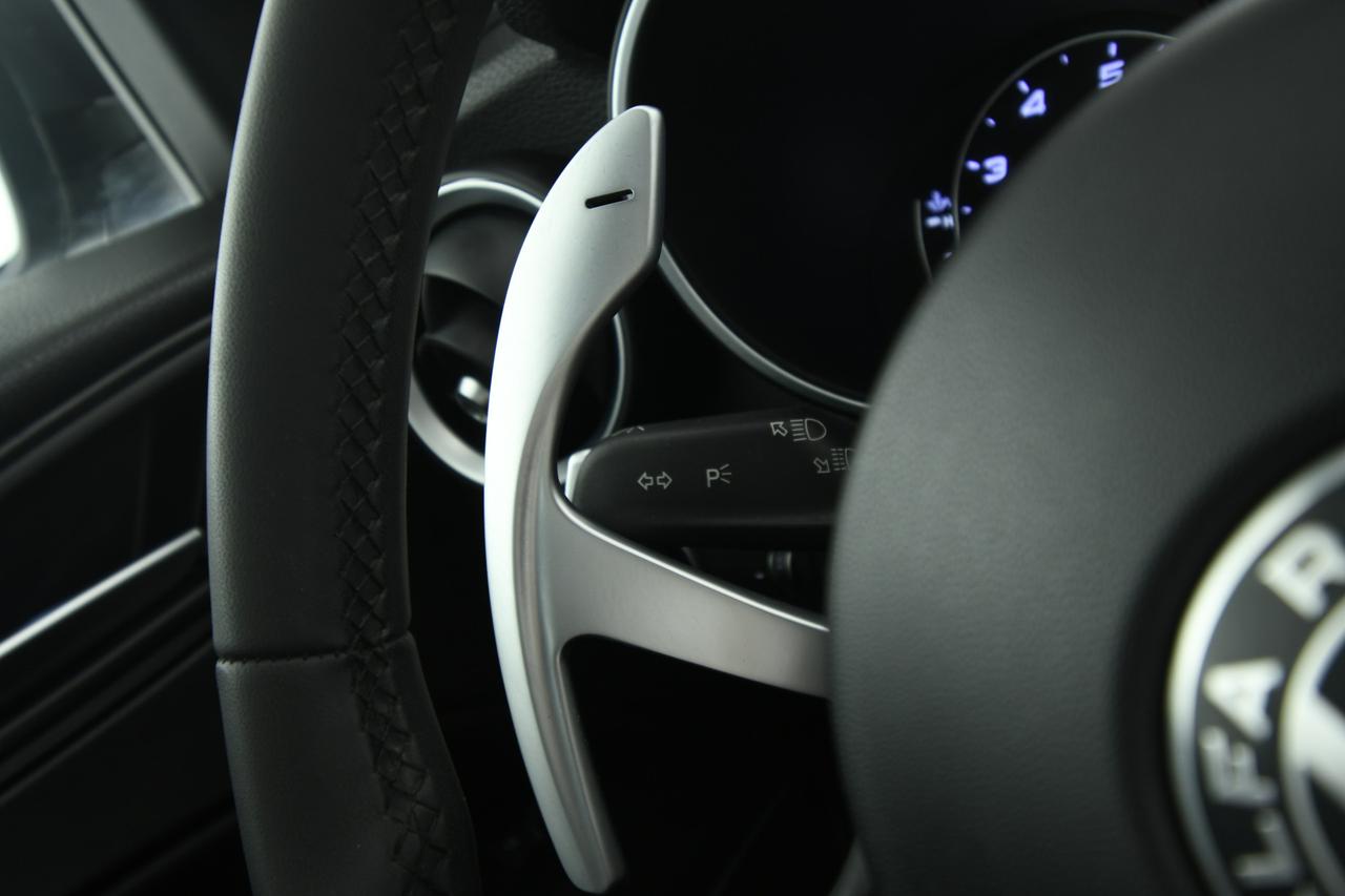 ALFA ROMEO Stelvio 2.0 t Business Q4 200cv auto CAMERA+ACC